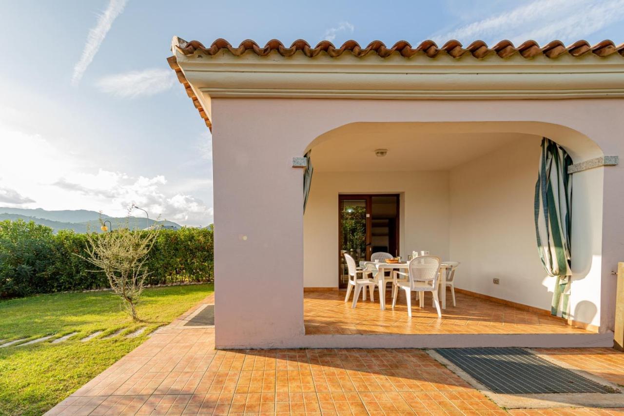 Appartamento Residenziale Trilocale 6 Posti Letto Via Sardegna San Teodoro San Teodoro  Luaran gambar