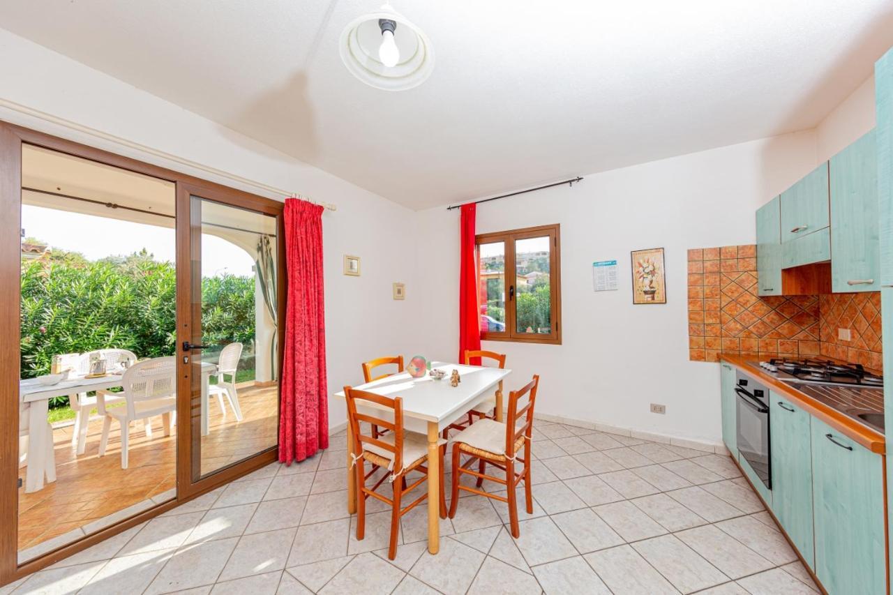 Appartamento Residenziale Trilocale 6 Posti Letto Via Sardegna San Teodoro San Teodoro  Luaran gambar