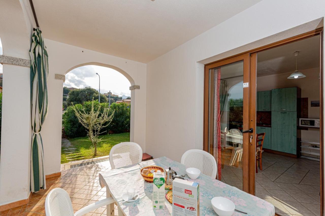 Appartamento Residenziale Trilocale 6 Posti Letto Via Sardegna San Teodoro San Teodoro  Luaran gambar