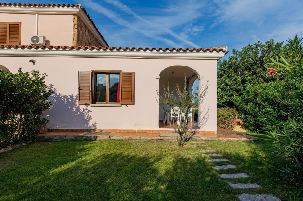 Appartamento Residenziale Trilocale 6 Posti Letto Via Sardegna San Teodoro San Teodoro  Luaran gambar